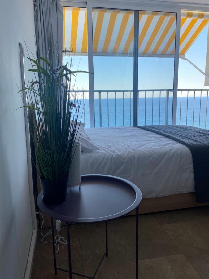 Sunrise Beach Palace Studio Кастел Пладжа де Аро Екстериор снимка