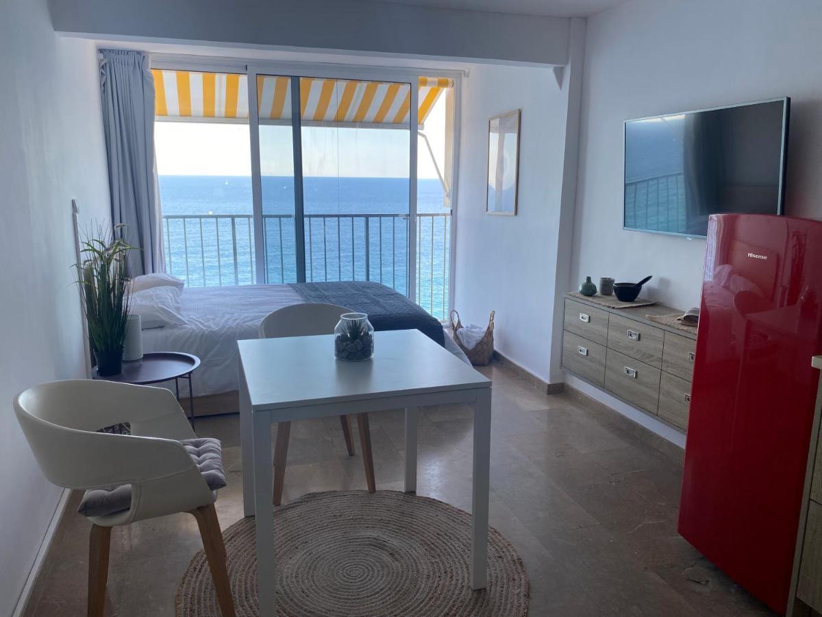 Sunrise Beach Palace Studio Кастел Пладжа де Аро Екстериор снимка