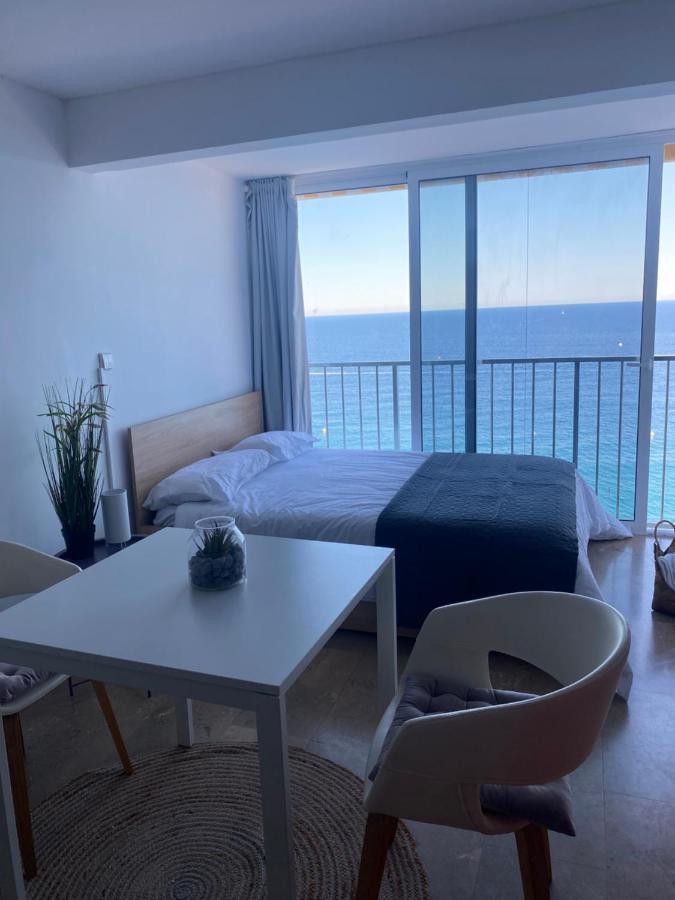 Sunrise Beach Palace Studio Кастел Пладжа де Аро Екстериор снимка