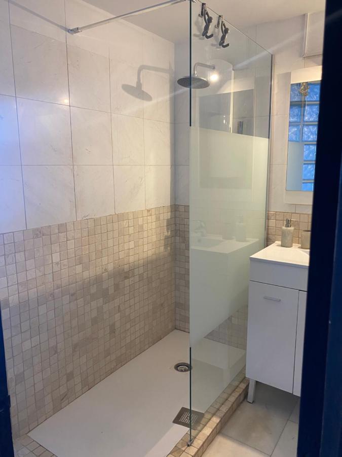 Sunrise Beach Palace Studio Кастел Пладжа де Аро Екстериор снимка