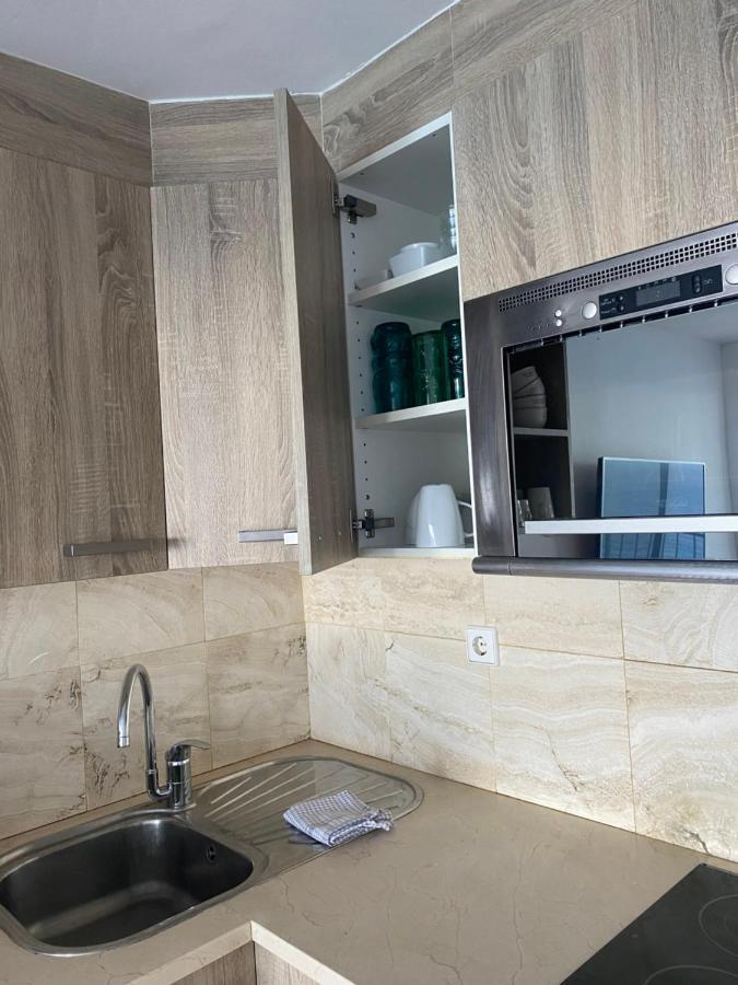 Sunrise Beach Palace Studio Кастел Пладжа де Аро Екстериор снимка